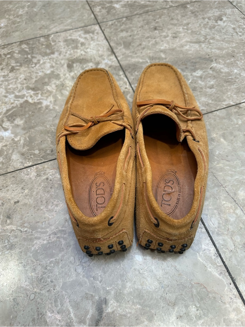 Tod's Tan Suede Driving Moccasins with Bow Tie